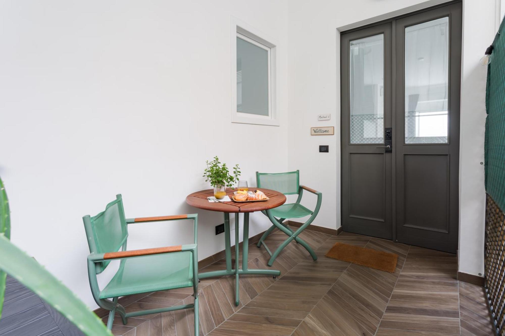 Archihouse Suites Neapel Exteriör bild